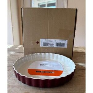 Le Creuset Stoneware Fluted Flan Pie Tarte Baking Dish 11 in 2.1 Liter Rhone NEW